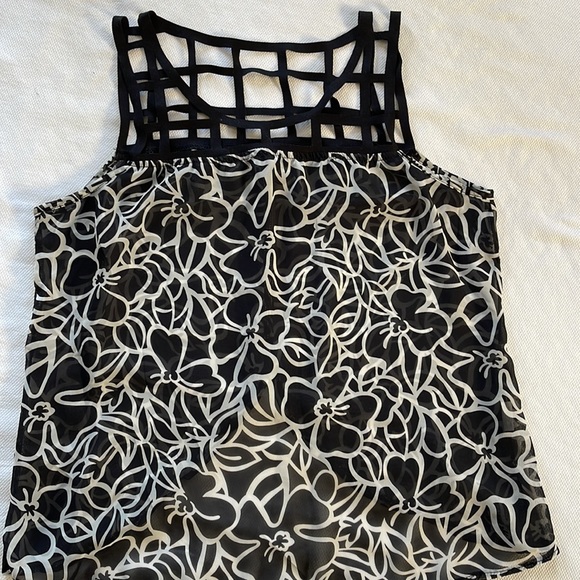 🦋3/40 CANDY COUTURE Sheer Lattice Trim Tank Top (L) - Picture 13 of 16